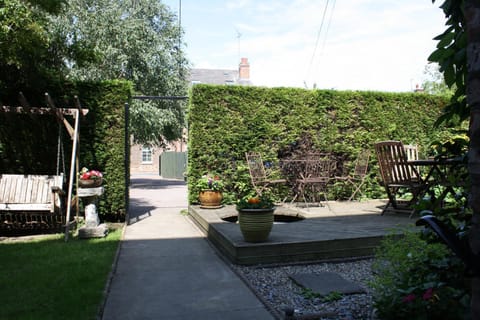 Patio, Garden