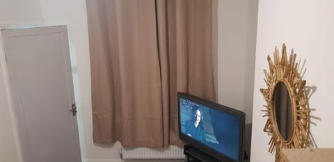 Large 'n' Bright Room Vacation rental in Middlesbrough