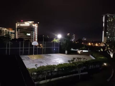 HP208 -2-bedroom-Cyberjaya-Netflix-Wifi-Parking, 3021 Condo in Putrajaya