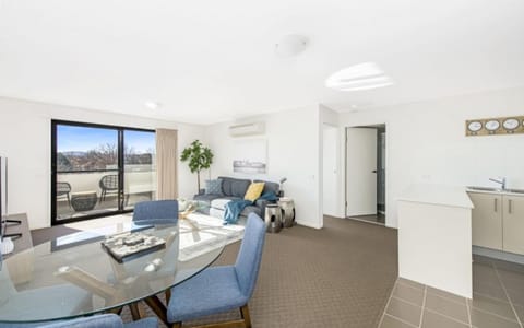 Century 23 Griffith Condo in Canberra