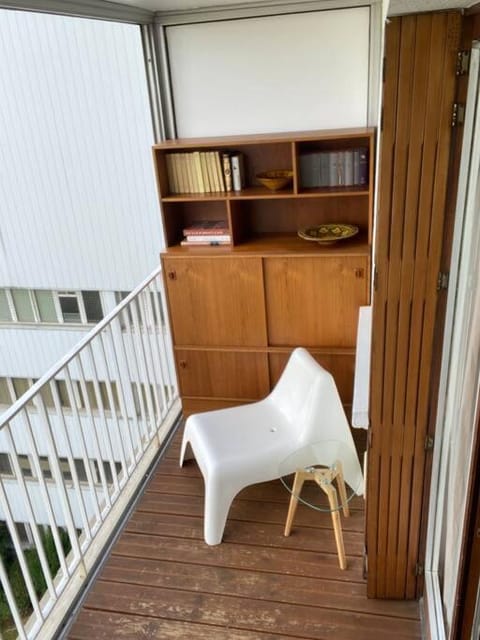 Agréable deux pièces avec loggia Apartamento in Vanves