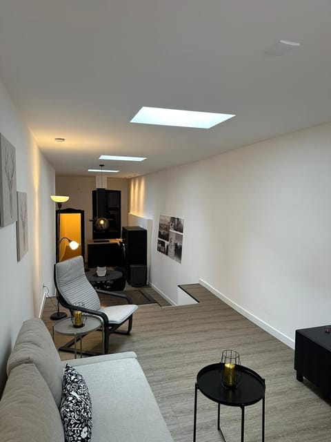 Living room, Seating area, Dining area, kitchen