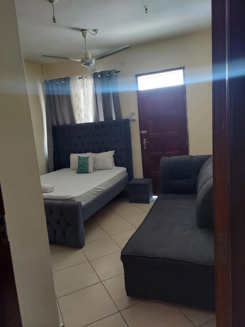 Sunny holiday home Apartment in Mombasa