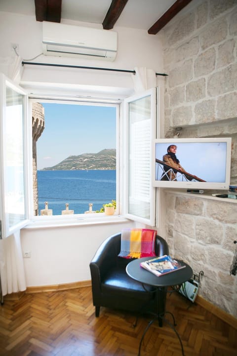 Bedroom, Sea view