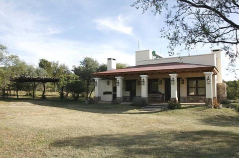 CASA DE CAMPO COLIBRI EN LA MATILDE House in San Luis Province, Argentina