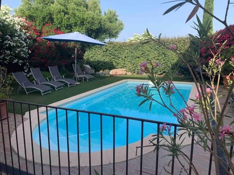 Villa 6 pers avec piscine -bord de mer - corse House in Zonza