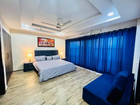 Executive one bedroom apartment in bahria hieghts Condominio in Islamabad