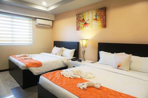 AMORE HOTEL MANILA Hotel in Muntinlupa