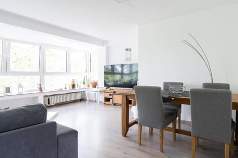 Cozy Loft with Mercatorstaße wiev Wi-Fi - SmartTv Apartment in Duisburg