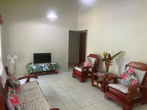 Sharnytas Guesthouse AIR CONDITIONED Casa in Avarua District