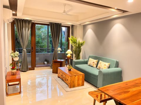 Hotel South Ex Residency - South Ex near AIIMS Delhi - Couple Friendly Hotel in New Delhi