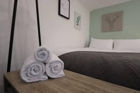 The Snug- Studio in Portishead with Parking Copropriété in Portishead