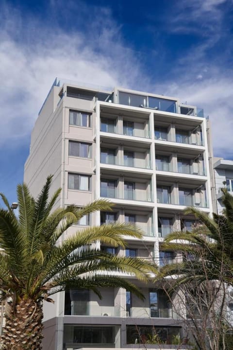 CW Athens Riviera Suite Apartment in Kallithea