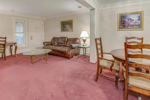 LA Plaza Apartments Appartement-Hotel in Metairie