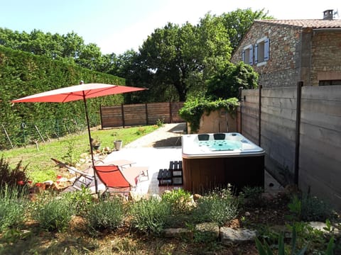 Garden, Hot Tub, Garden view, sunbed