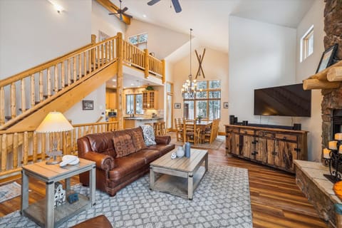 Lupine Chalet home Casa in Frisco