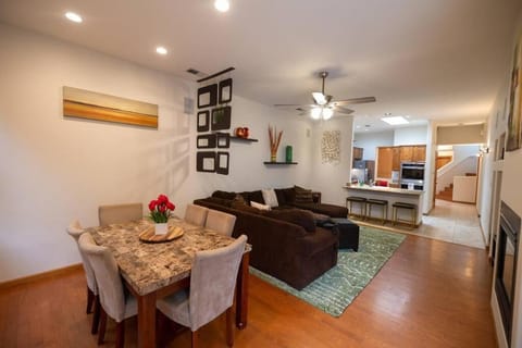 Living room, Dining area