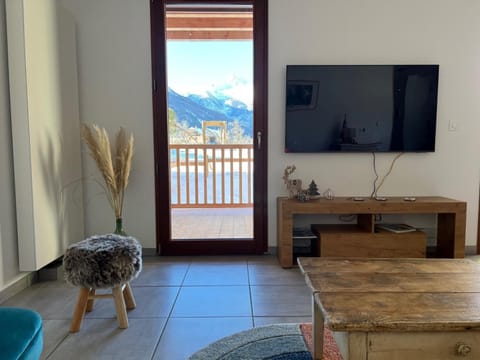 Appartement 3 Pièces, 6 Pers., Terrasse, Jardin, Parking, Proche Pistes et Navette, Serre Chevalier - FR-1-762-51 Apartment in La Salle-les-Alpes