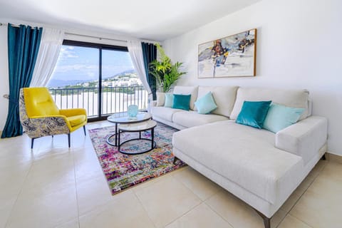 Spectacular views - luxury apartment in resort - Marbella hills Apartment in Marbella