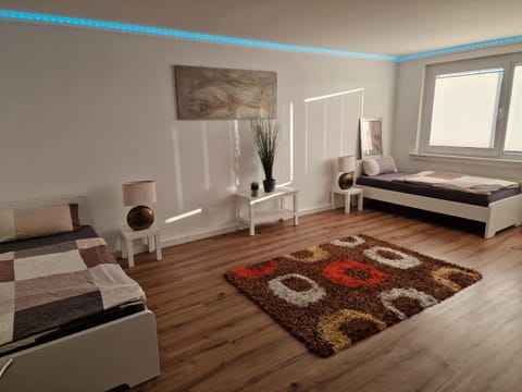 Möblierte 3 Zimmer Unterkunft mit Internet Apartment in Paderborn