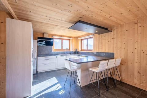 Chalet Mont Blanc - Conciergerie de la Yaute Chalet in Combloux