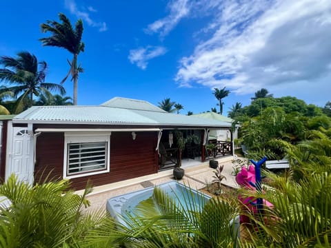 Property building, Spring, Day, Garden, Garden view, Pool view, Swimming pool