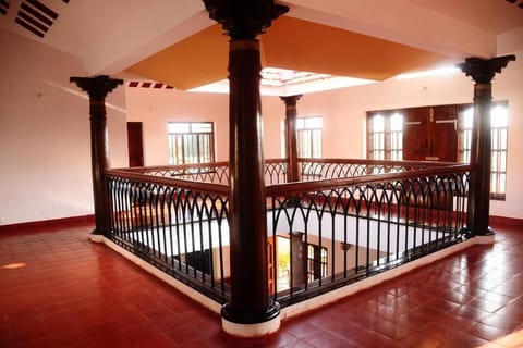 Sharanya Holiday Villa/Free BF/ Pool nearby Villa in Puducherry, India