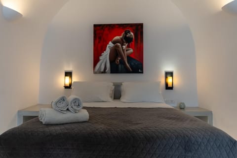 Argy's Luxury Caves - Red Cave Apartment hotel in Megalochori