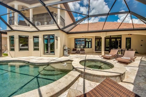 Villa Regency by CoralVilla - luxury villa with charme water view Villa in Cape Coral