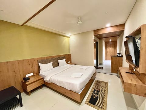 Hotel ROCKBAY, Puri Swimming-pool, near-sea-beach-and-temple fully-air-conditioned-hotel with-lift-and-parking-facility Hotel in Puri