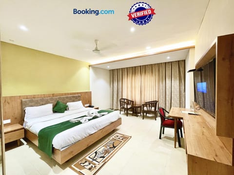 Hotel ROCKBAY, Puri Swimming-pool, near-sea-beach-and-temple fully-air-conditioned-hotel with-lift-and-parking-facility Hotel in Puri