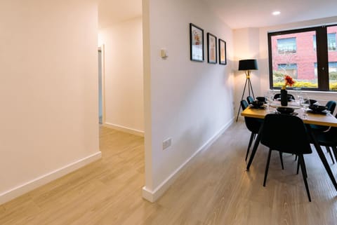 Modern City Centre Apartment Apartment in Exeter