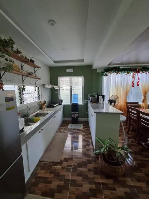 QHouse - 2 Storey House with 4 Bedrooms and 2 Bathrooms House in Cagayan de Oro