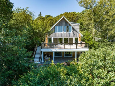 Nature's Paradise: Private Dock & Water Views House in Mattituck