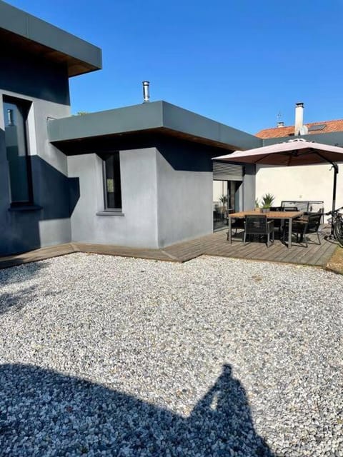 Villa moderne avec jacuzzi, au pied de la plage Villa in Labenne