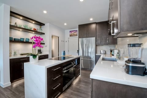 La Costa Luxury Condo - Fully Remodeled House in Carlsbad