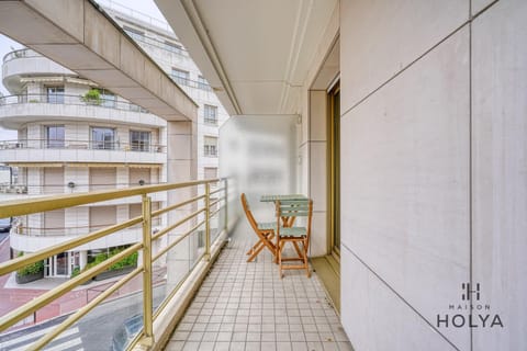 Charmant T2 spacieux et moderne - 328B Apartment in Levallois-Perret