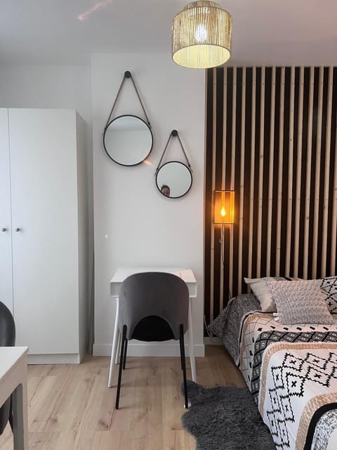 Studio a deux pas de Paris Apartment in Levallois-Perret