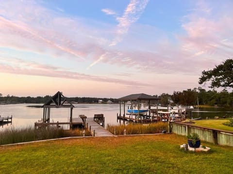 Angler’s Switch House House in Sneads Ferry