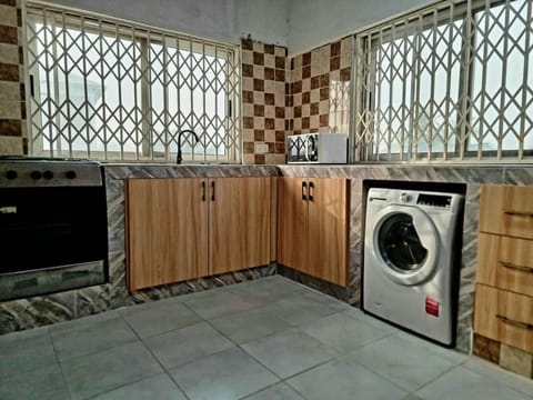 dishwasher, minibar, pet friendly, stove, washing machine