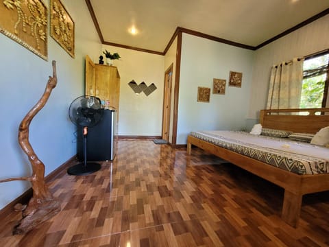 Cecilia's Guest House Chalet in Siquijor