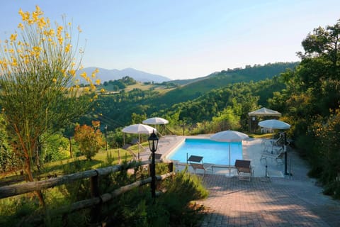 La Panoramica Da Stroppa Apartment in Marche