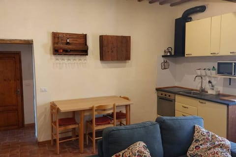 piccolo appartamento Appartamento in Monticiano