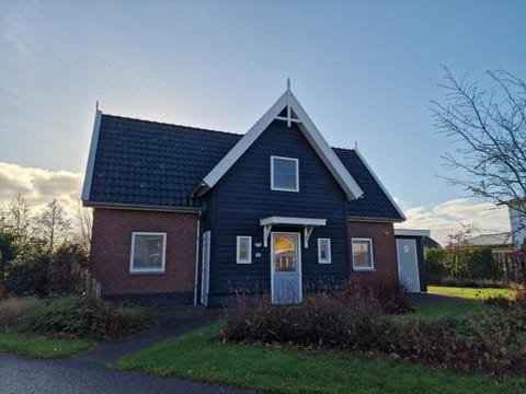 Waterresort Bodelaeke Giethoorn Terrain de camping /
station de camping-car in Giethoorn