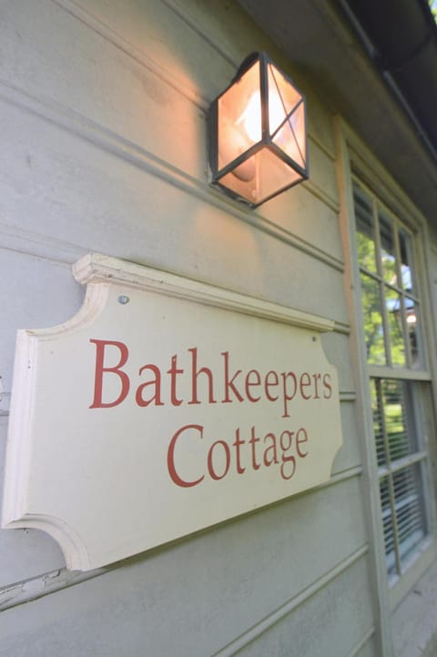 Bathkeepers Cottage Haus in Berkeley Springs