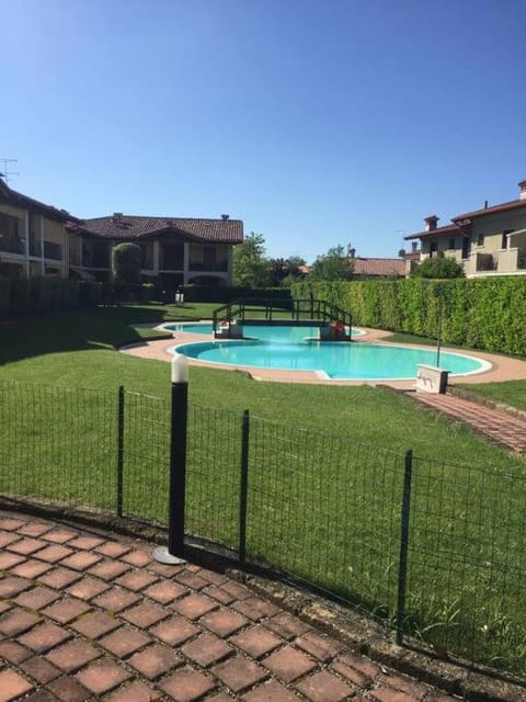 Garden, Swimming pool