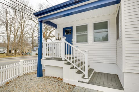 Old Orchard Beach Home Steps to Beach and Pier! Casa in Old Orchard Beach