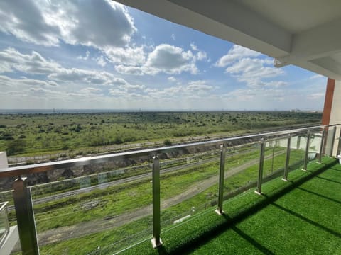 View (from property/room), Balcony/Terrace