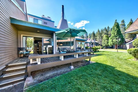 Lakeland Village 622 - Lakeside Relaxation Villa in South Lake Tahoe