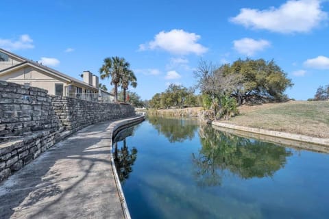 Amazing Waterfront Townhouse Appartement in Horseshoe Bay